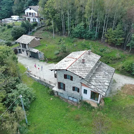 Casa Salada 펜션 Bagnolo Piemonte